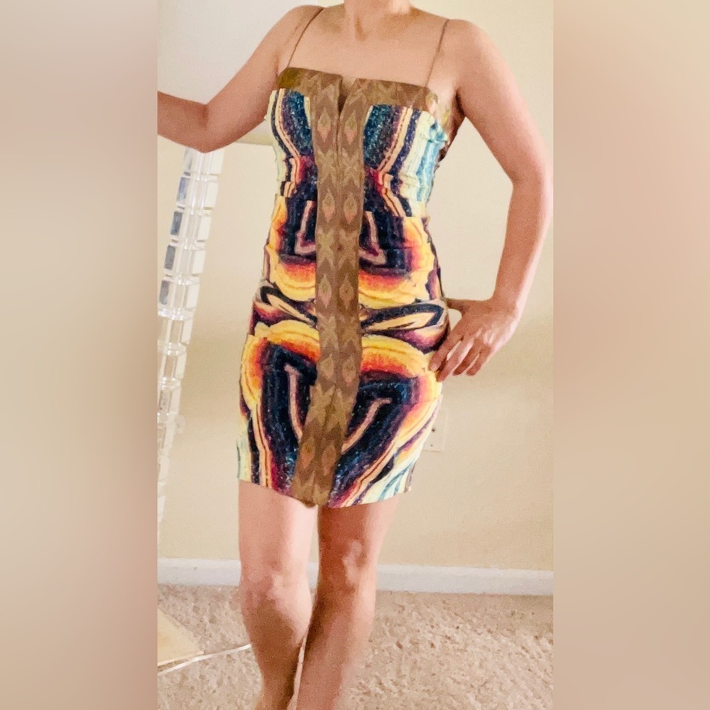 HOT HOT mini dress by Nicole Miller dress size 4